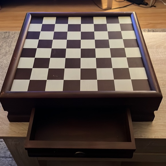 Shot glass checkers game set - Picture 4 of 4